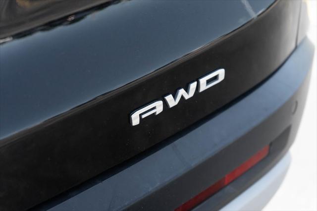 used 2023 GMC Acadia car, priced at $28,519