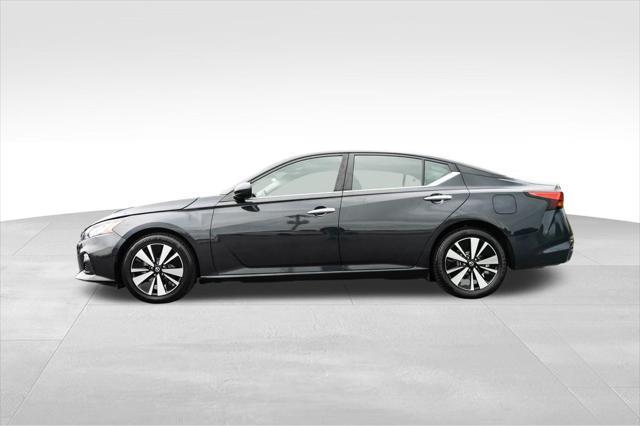 used 2022 Nissan Altima car, priced at $21,301