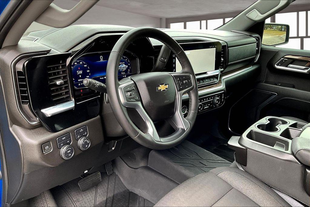 used 2024 Chevrolet Silverado 1500 car, priced at $40,554