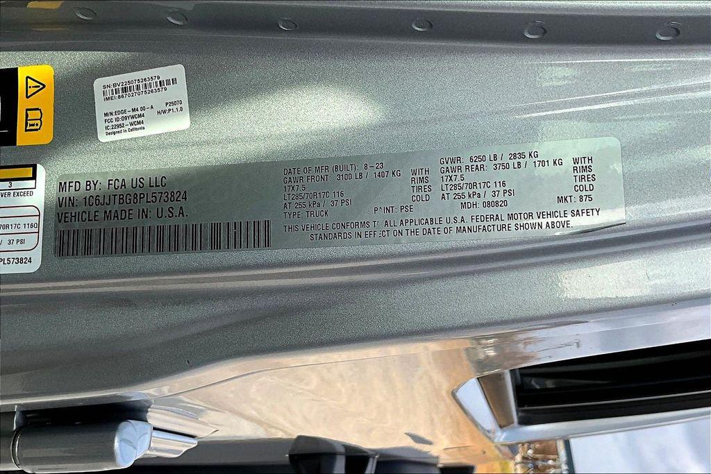 used 2023 Jeep Gladiator car, priced at $39,921