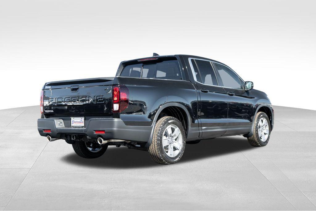 new 2025 Honda Ridgeline car, priced at $40,265
