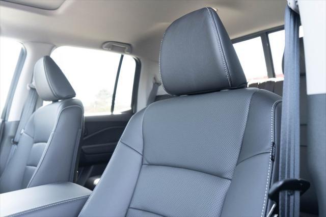 new 2025 Honda Ridgeline car, priced at $44,430
