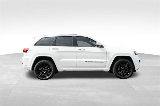 used 2022 Jeep Grand Cherokee car, priced at $27,733