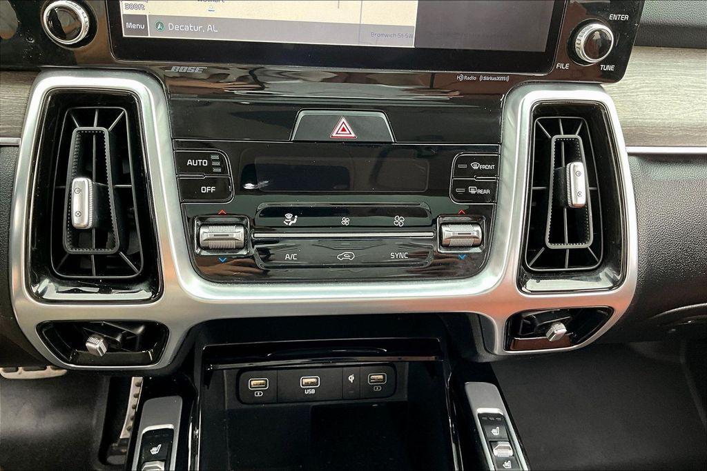 used 2022 Kia Sorento car, priced at $29,999