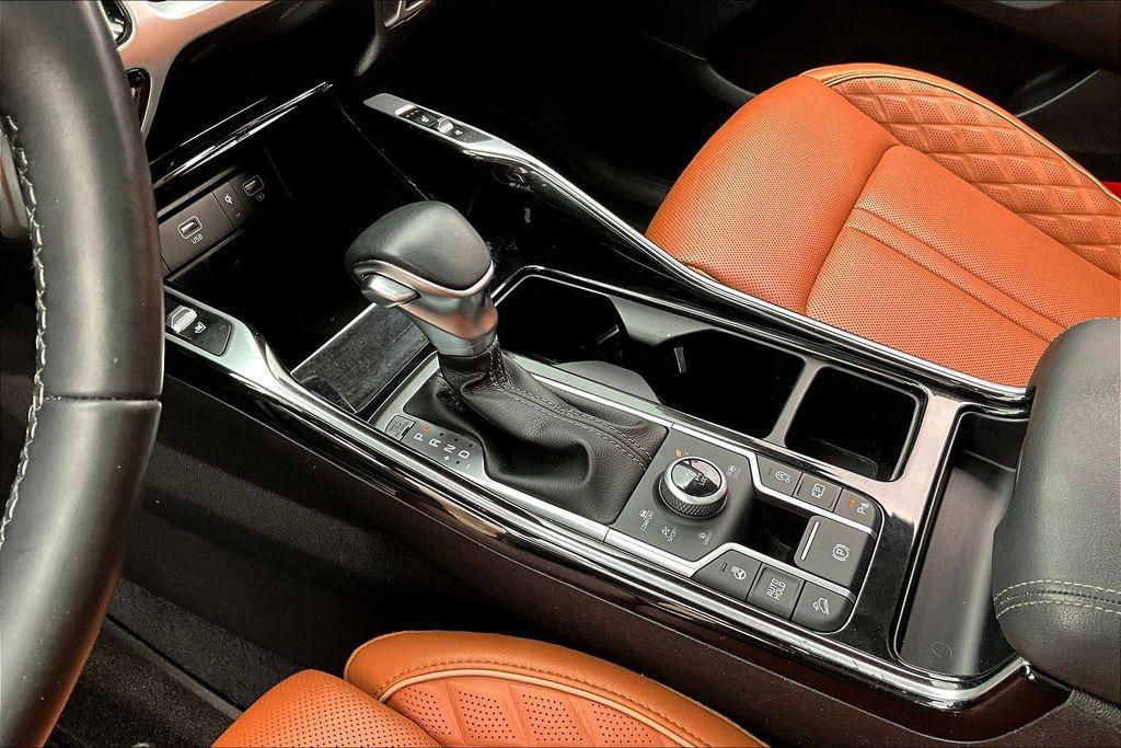 used 2022 Kia Sorento car, priced at $29,999