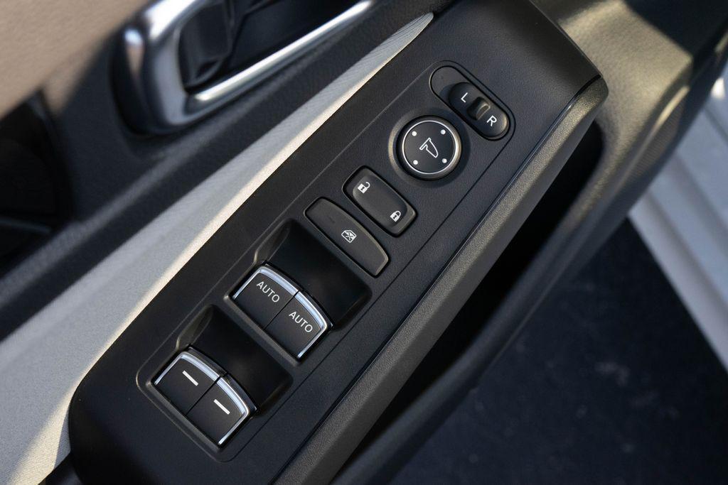 new 2025 Honda Civic Hybrid car, priced at $30,300