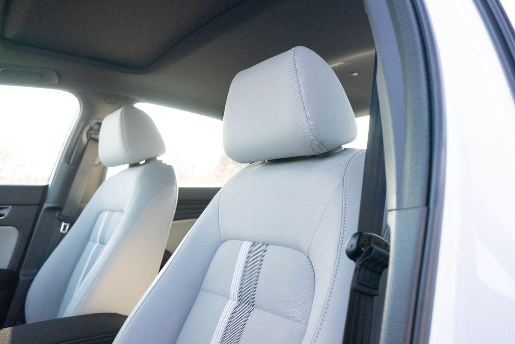 new 2025 Honda Civic Hybrid car, priced at $30,300