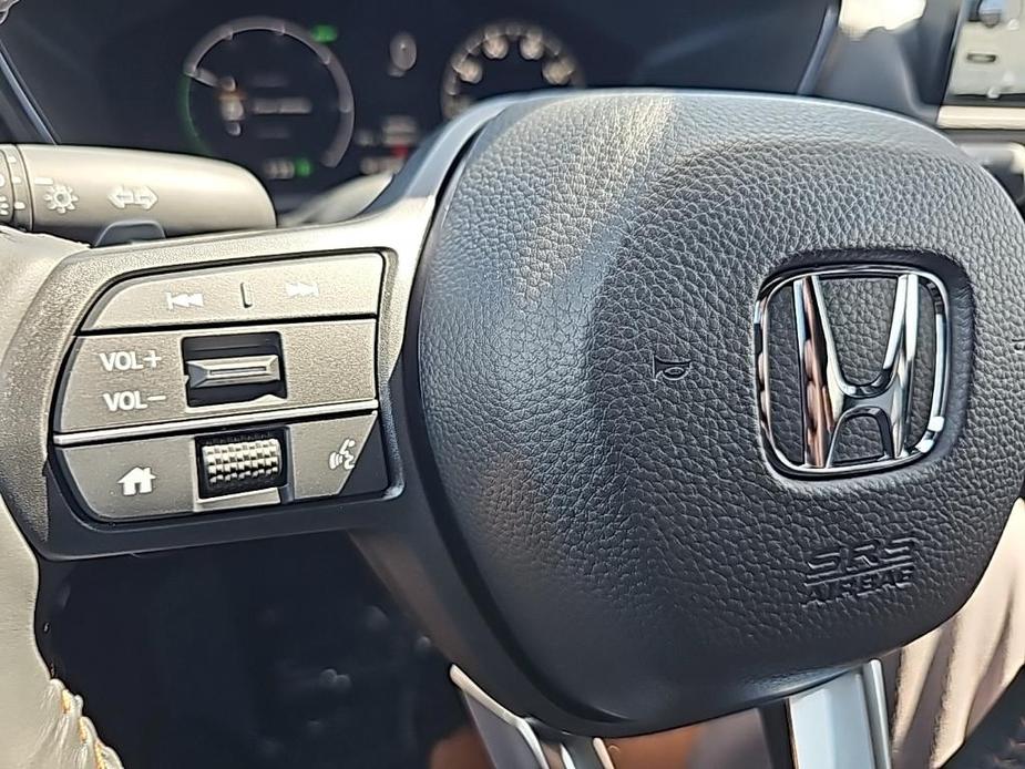 new 2025 Honda CR-V Hybrid car, priced at $39,155