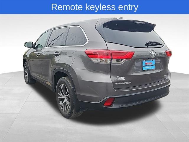used 2019 Toyota Highlander car, priced at $26,465