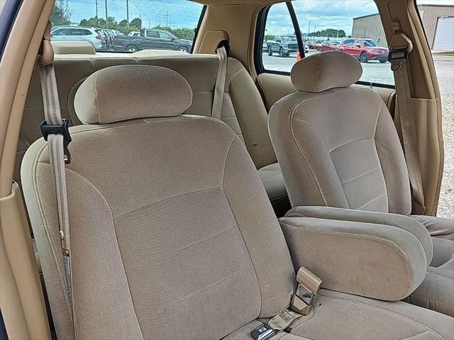 used 1998 Ford Crown Victoria car, priced at $7,998