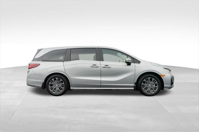 new 2025 Honda Odyssey car, priced at $48,005