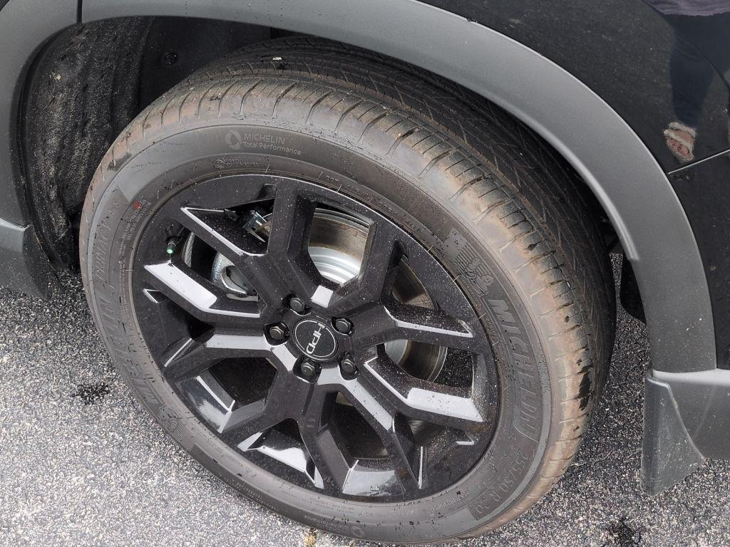new 2025 Honda Pilot car, priced at $51,840