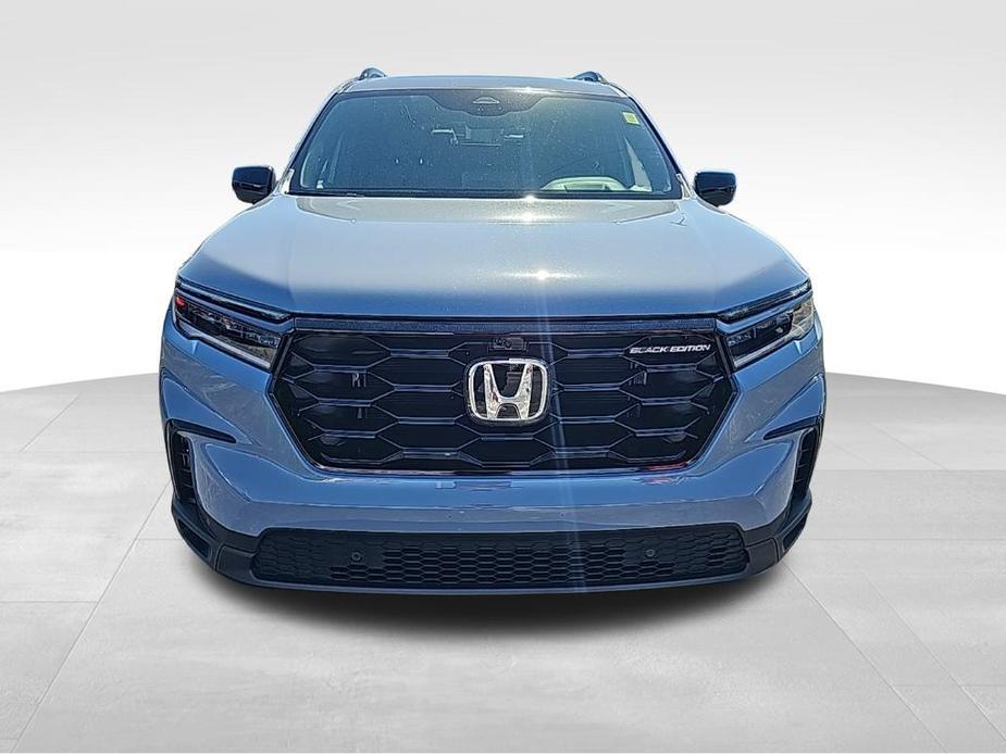 new 2025 Honda Pilot car, priced at $56,130