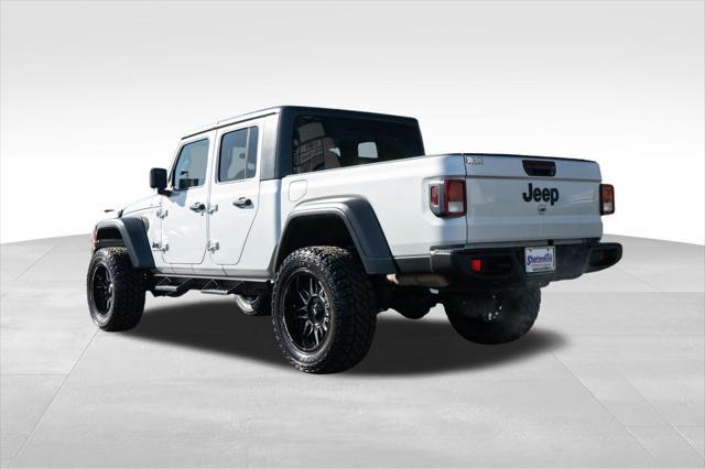 used 2023 Jeep Gladiator car, priced at $34,594