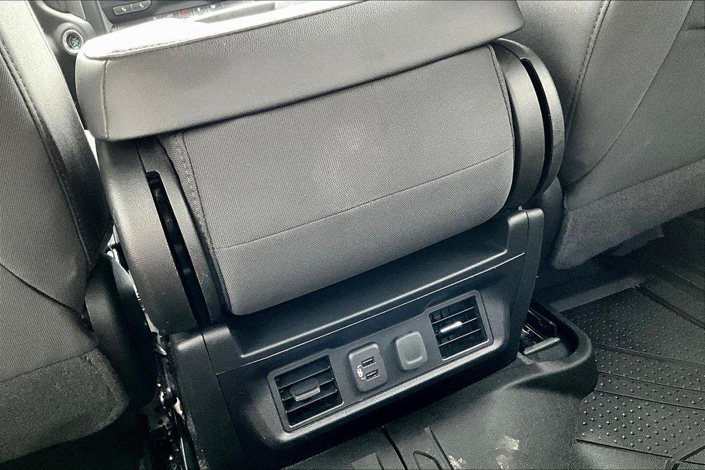 used 2021 Chevrolet Silverado 1500 car, priced at $39,359