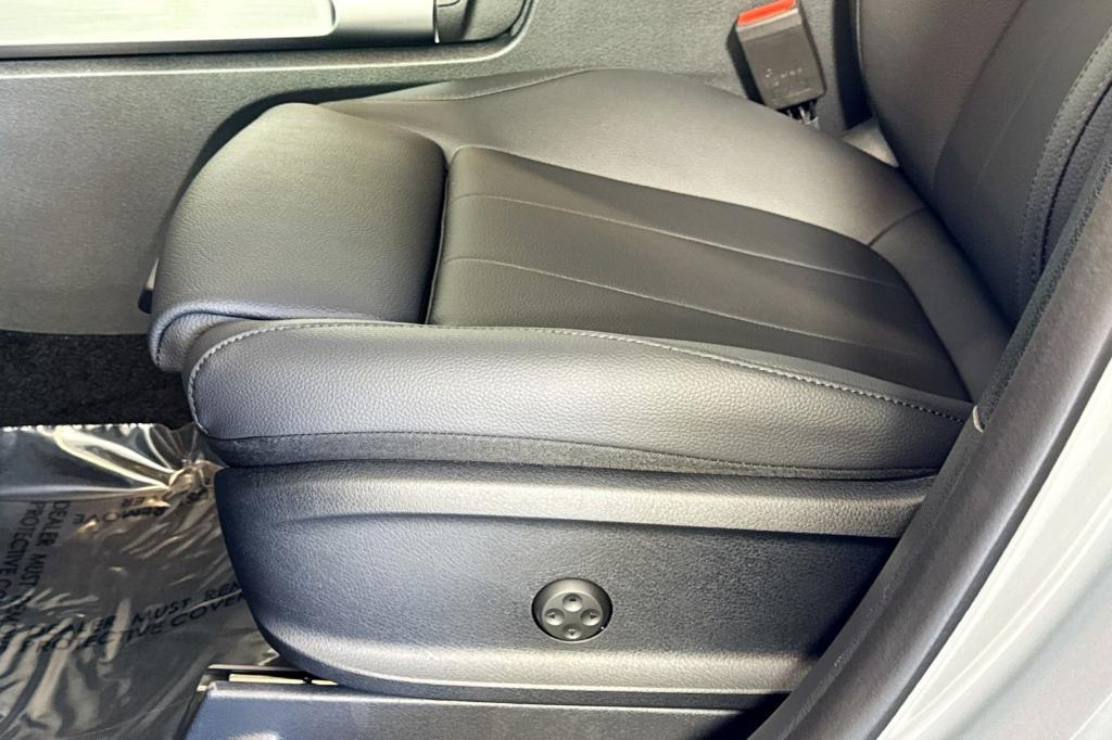 new 2026 Mercedes-Benz GLB 250 car, priced at $54,030