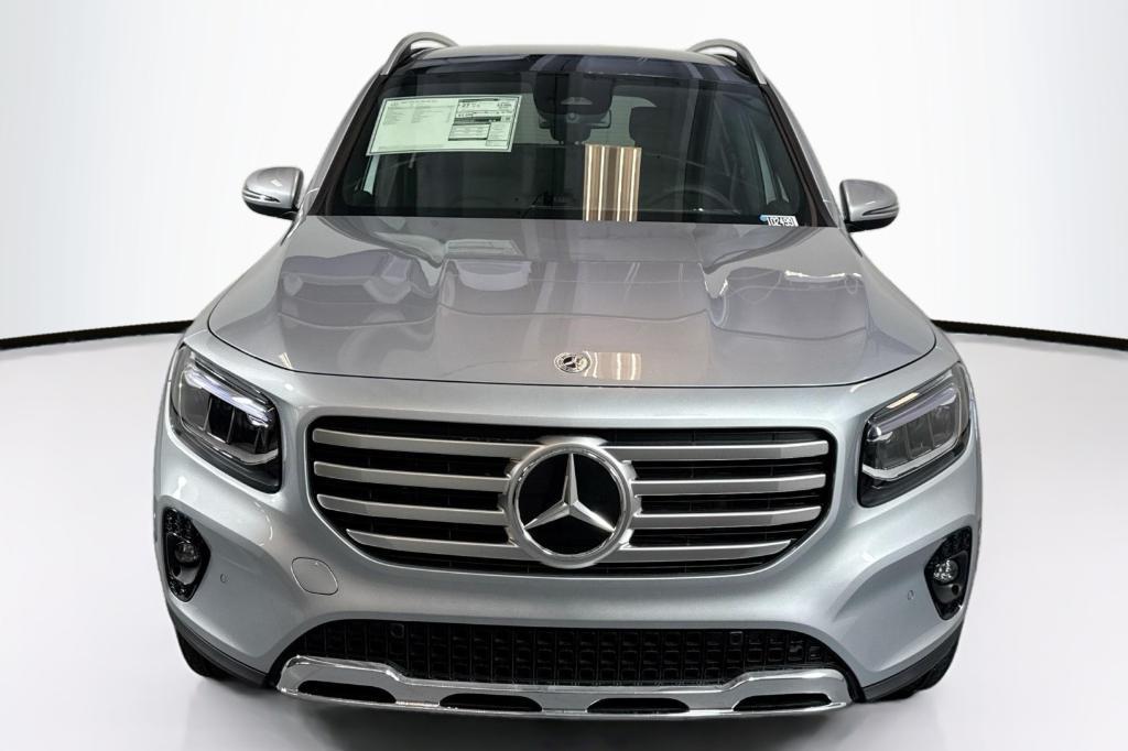 new 2026 Mercedes-Benz GLB 250 car, priced at $54,030
