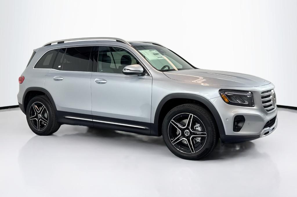 new 2026 Mercedes-Benz GLB 250 car, priced at $54,030