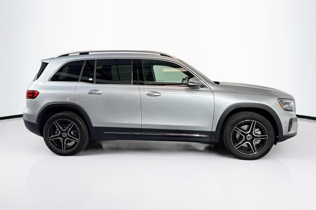 new 2026 Mercedes-Benz GLB 250 car, priced at $54,030