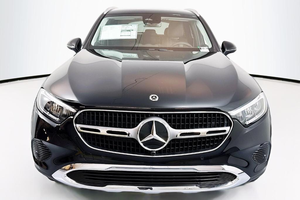 new 2025 Mercedes-Benz GLC 350e car, priced at $61,700