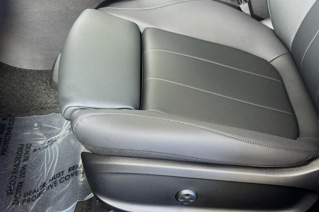 new 2025 Mercedes-Benz EQB 300 car, priced at $62,220