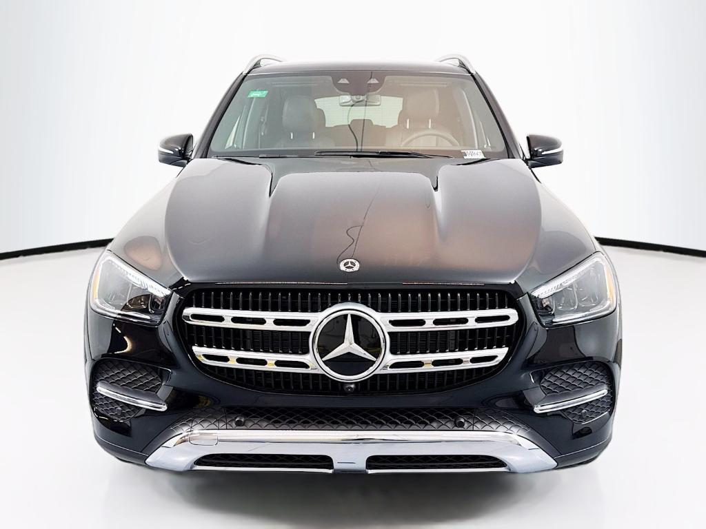 new 2025 Mercedes-Benz GLE 450e car, priced at $77,940