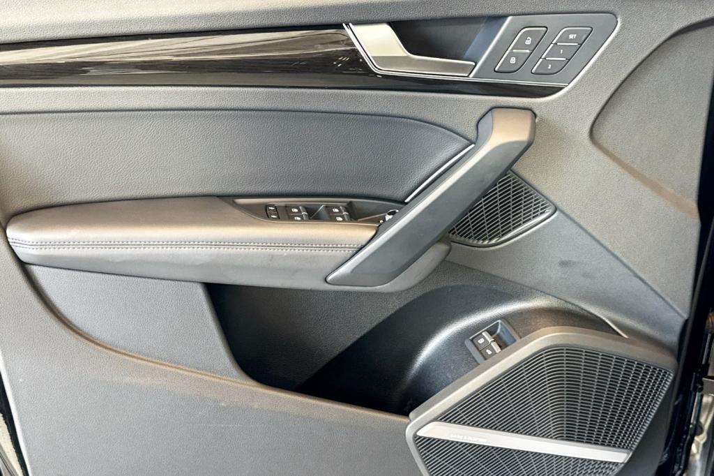 used 2020 Audi Q5 e car, priced at $26,994