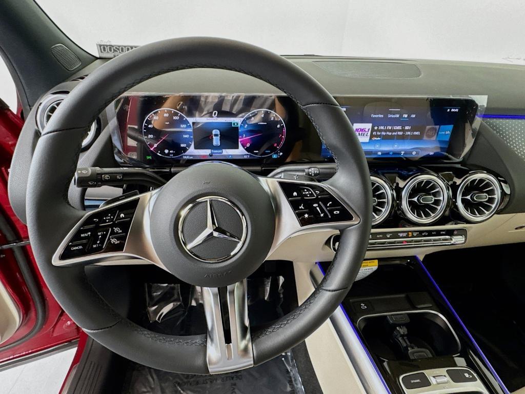 new 2025 Mercedes-Benz GLA 250 car, priced at $48,795