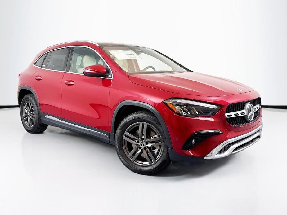 new 2025 Mercedes-Benz GLA 250 car, priced at $48,795