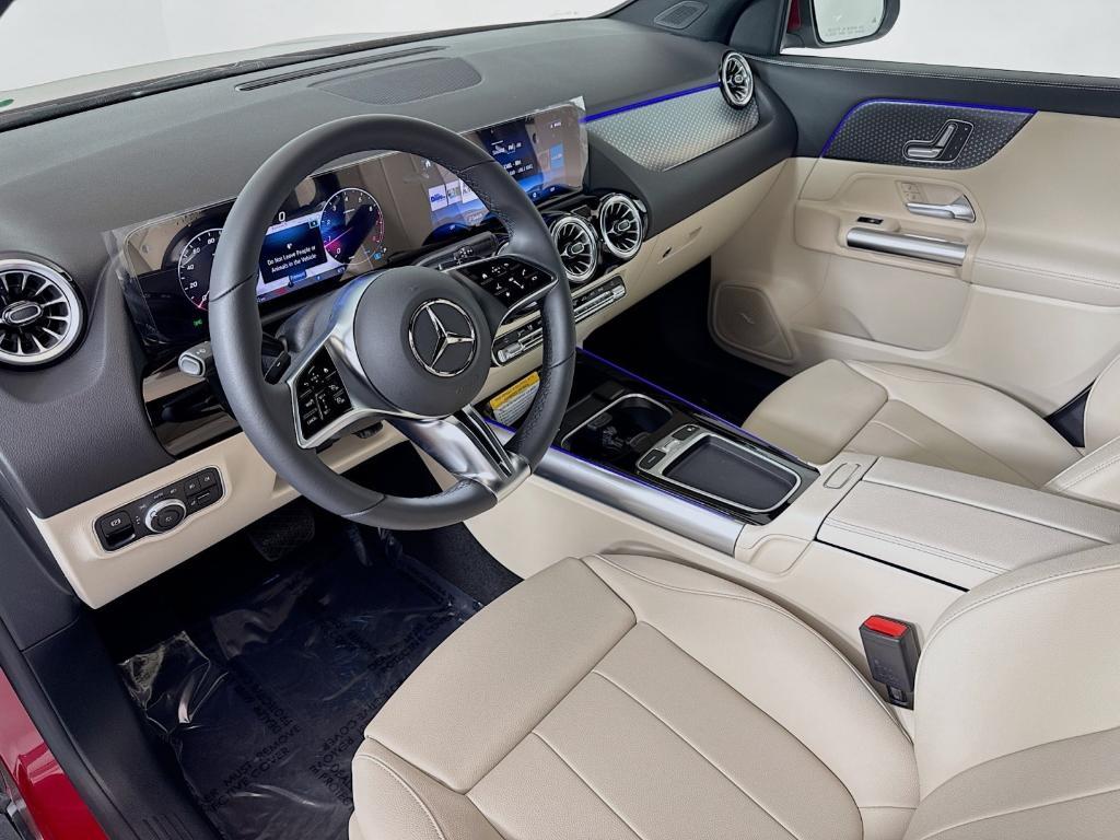 new 2025 Mercedes-Benz GLA 250 car, priced at $48,795