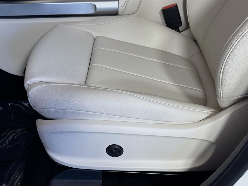 new 2025 Mercedes-Benz EQB 250 car, priced at $56,090