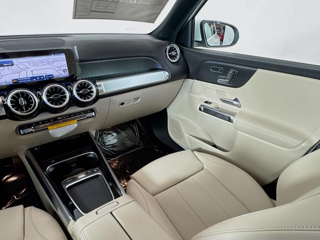 new 2025 Mercedes-Benz EQB 250 car, priced at $56,090