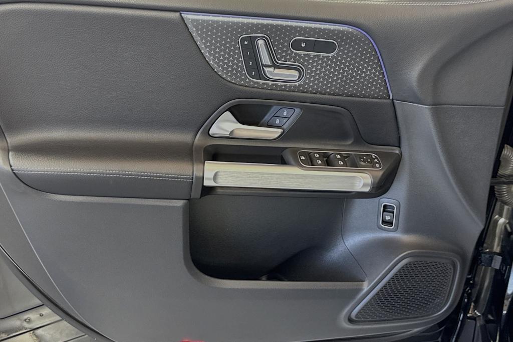 used 2024 Mercedes-Benz GLB 250 car, priced at $31,993