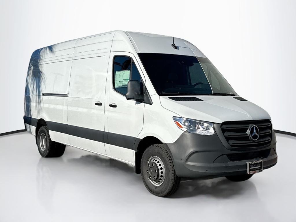 new 2024 Mercedes-Benz Sprinter 3500 car, priced at $69,022