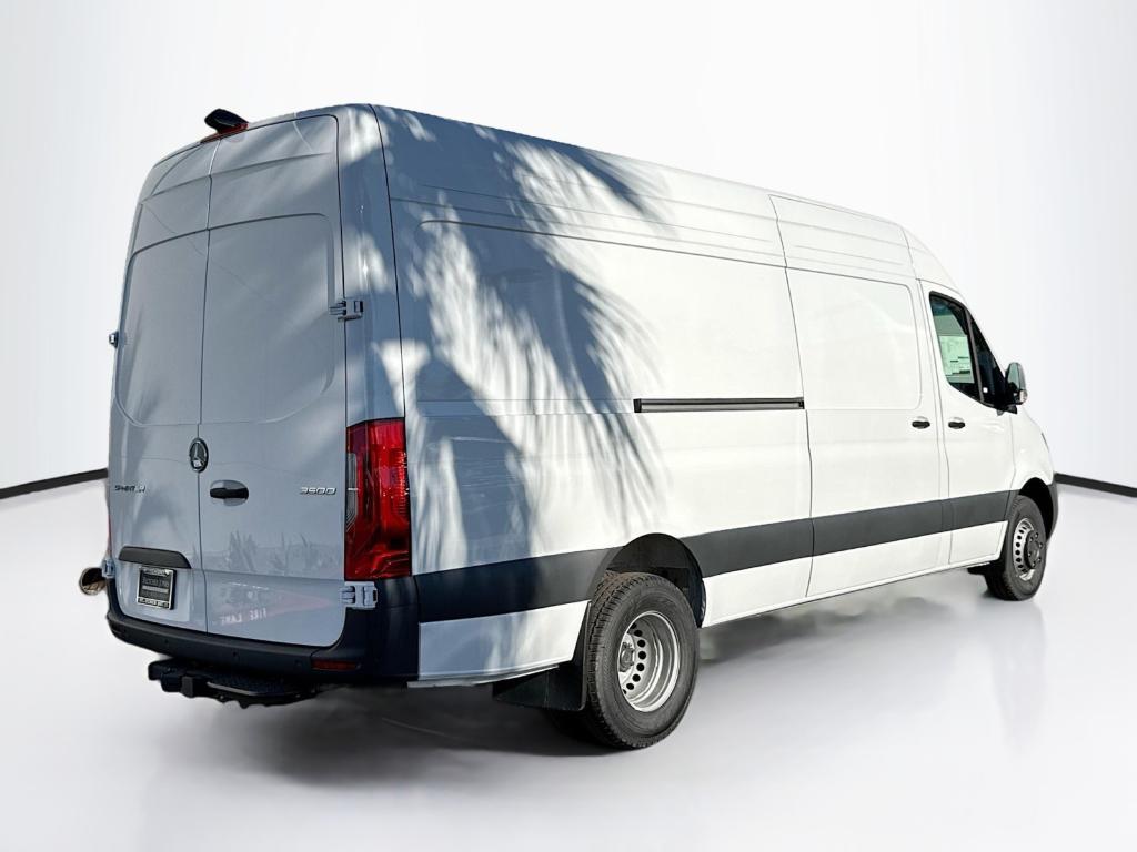 new 2024 Mercedes-Benz Sprinter 3500 car, priced at $69,022