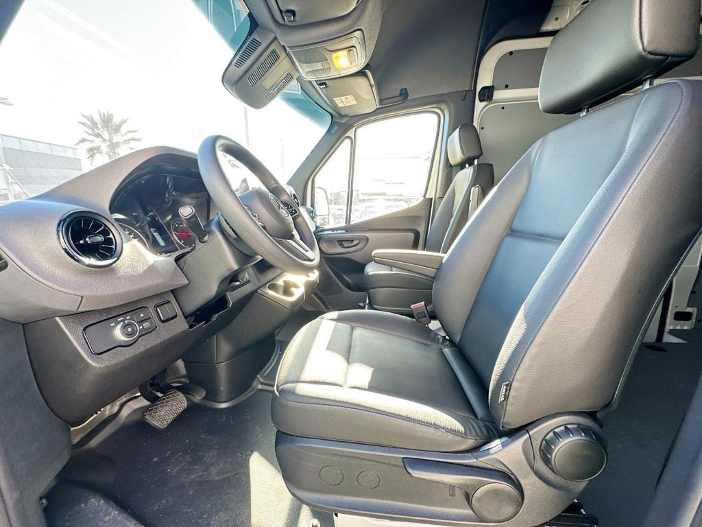 new 2024 Mercedes-Benz Sprinter 3500 car, priced at $69,022