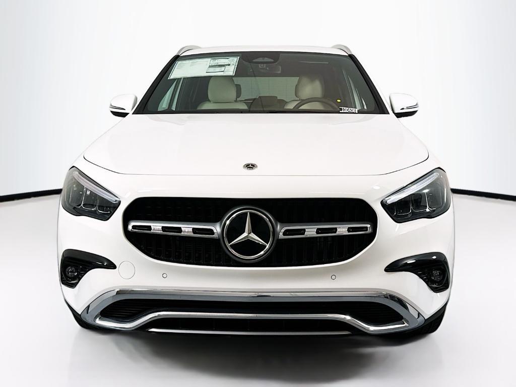 new 2025 Mercedes-Benz GLA 250 car, priced at $45,845