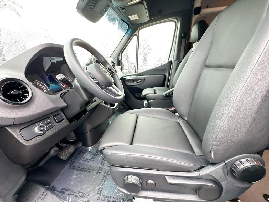 used 2024 Mercedes-Benz Sprinter 2500 car, priced at $53,884