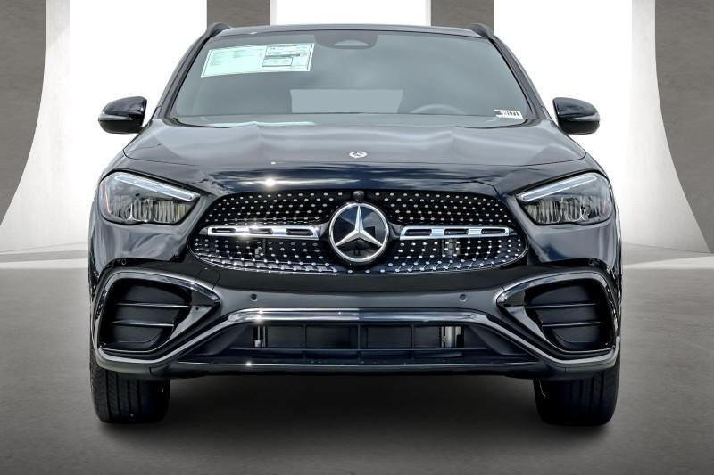 new 2024 Mercedes-Benz GLA 250 car, priced at $49,360