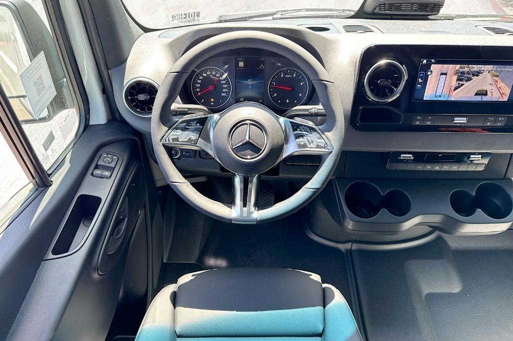 new 2025 Mercedes-Benz Sprinter 2500 car, priced at $74,348