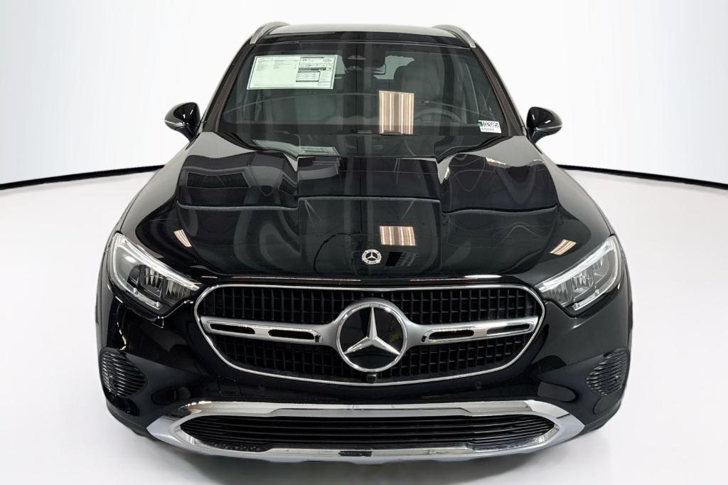 new 2026 Mercedes-Benz GLC 300 car, priced at $55,190