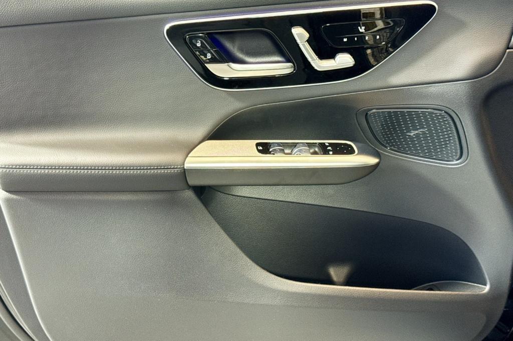 new 2026 Mercedes-Benz GLC 300 car, priced at $55,190