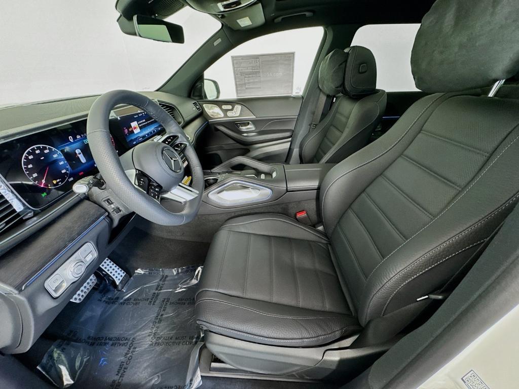 new 2025 Mercedes-Benz GLS 450 car, priced at $99,100