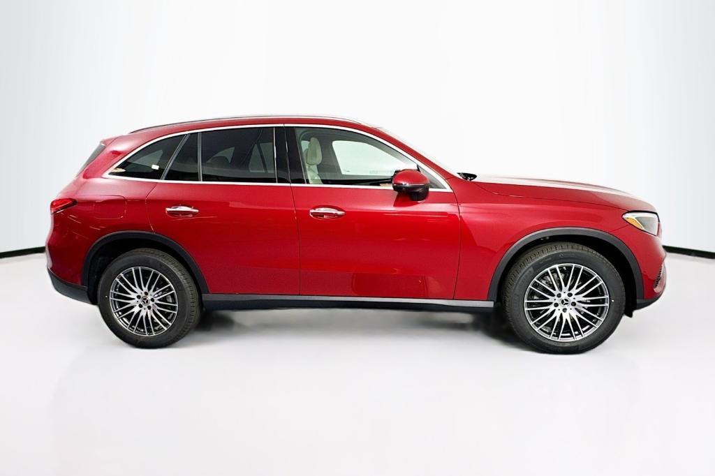new 2025 Mercedes-Benz GLC 300 car, priced at $57,275