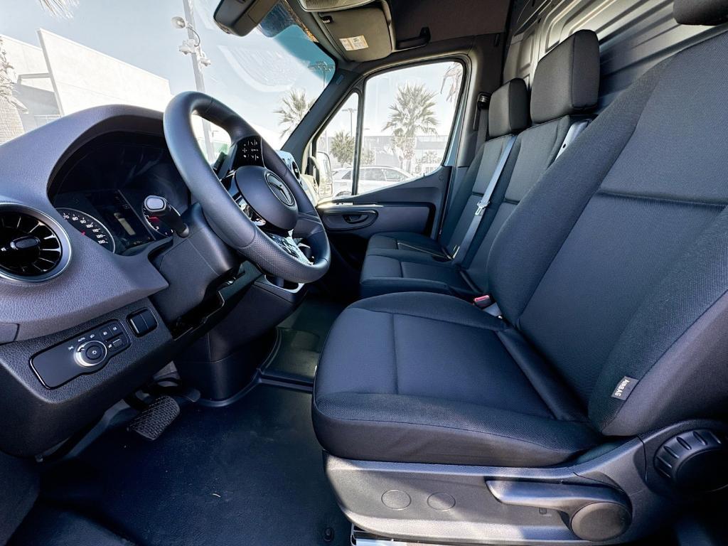 new 2025 Mercedes-Benz Sprinter 2500 car, priced at $62,743