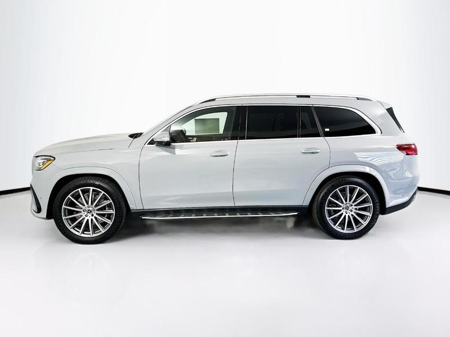 new 2025 Mercedes-Benz GLS 450 car, priced at $101,275