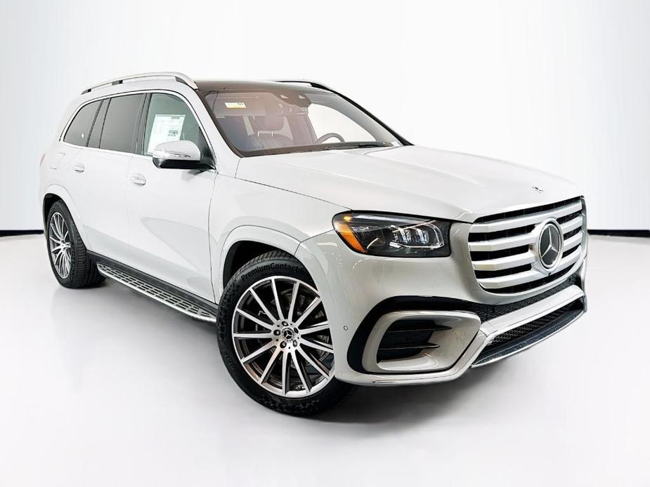 new 2025 Mercedes-Benz GLS 450 car, priced at $101,275