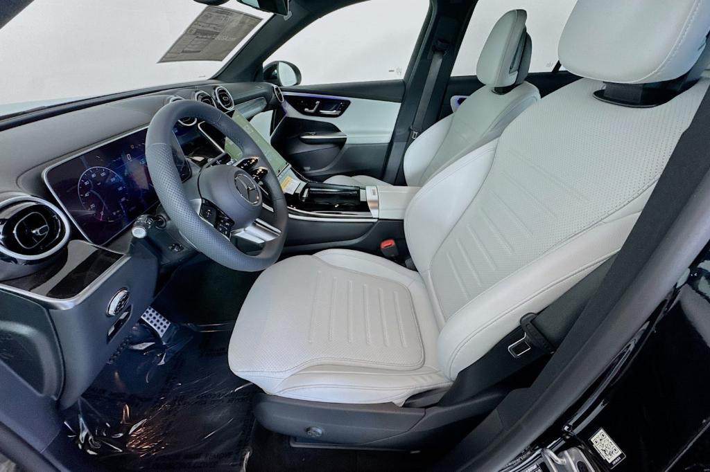 new 2025 Mercedes-Benz GLC 300 car, priced at $56,435