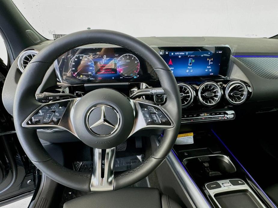 new 2025 Mercedes-Benz GLA 250 car, priced at $45,845