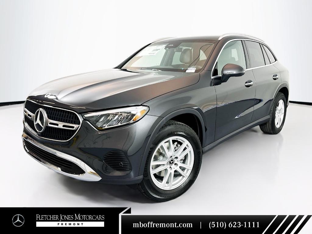 new 2025 Mercedes-Benz GLC 300 car, priced at $55,280